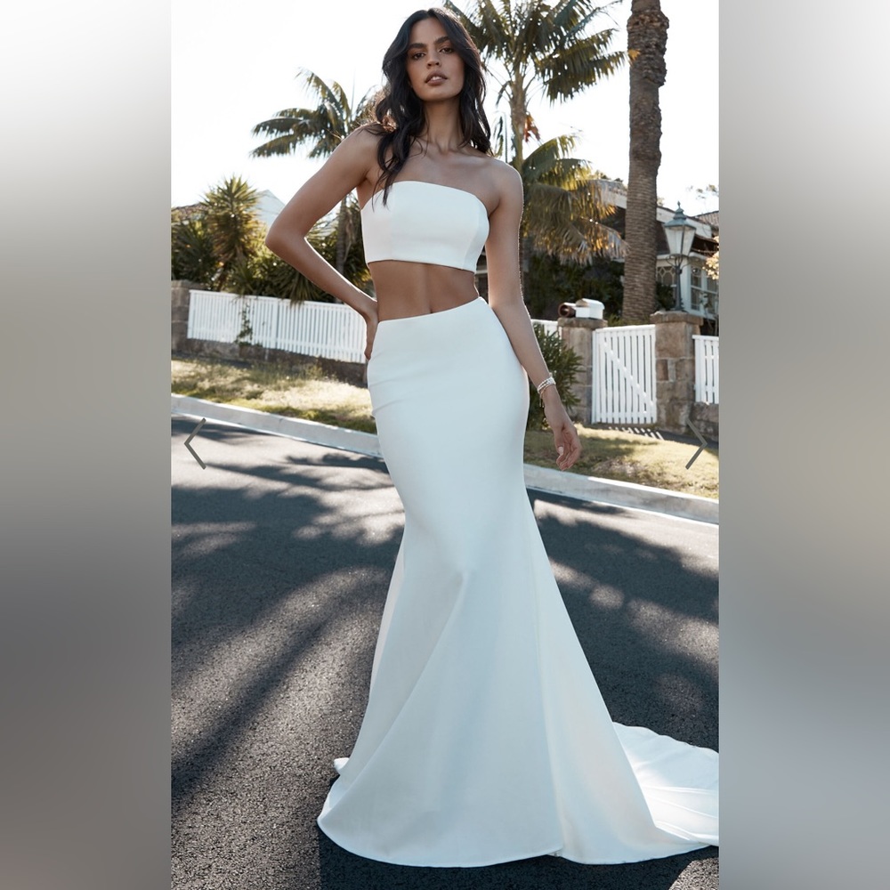 HOPELESS ROMANTIC STRAPLESS TWO PIECE SET IN IVORY sold out on showpo